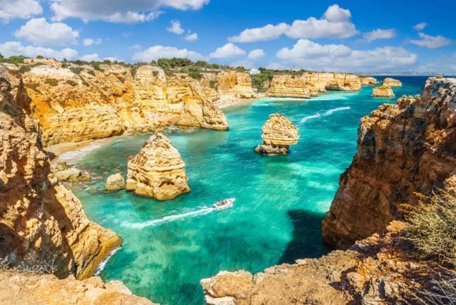 Temple Suites Guesthouse Portimao Bagian luar foto