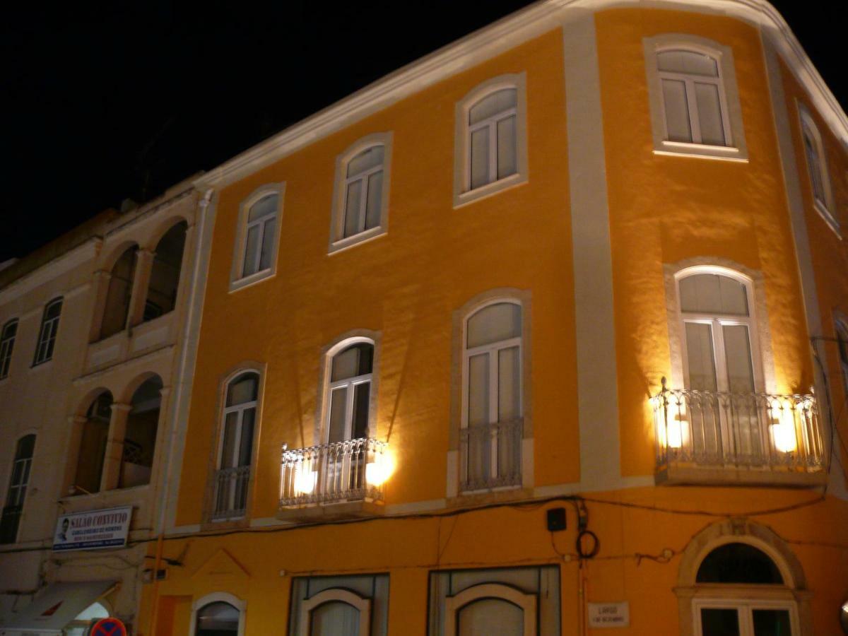 Temple Suites Guesthouse Portimao Bagian luar foto