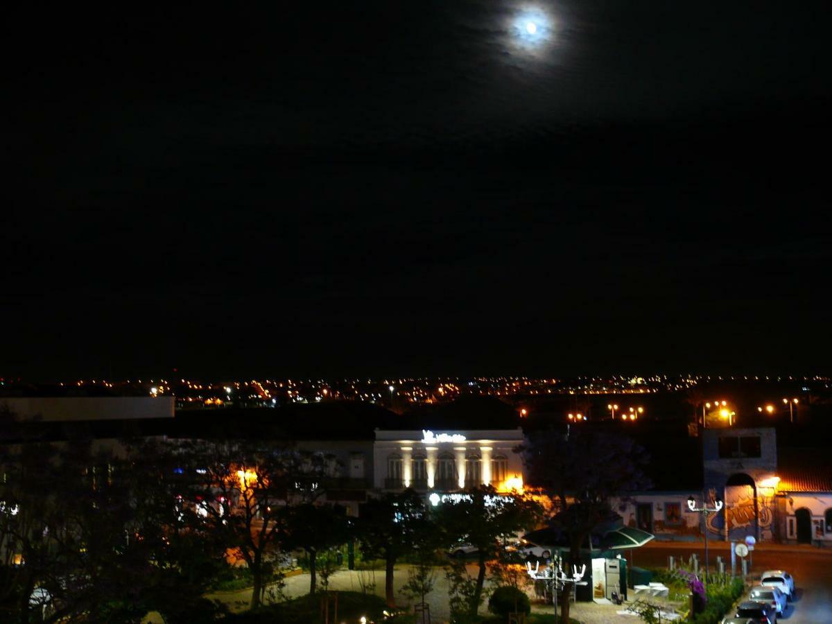 Temple Suites Guesthouse Portimao Ruang foto