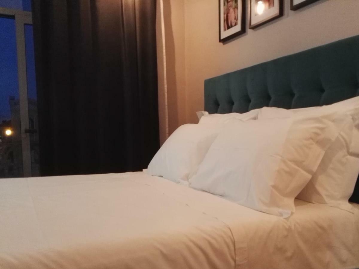 Temple Suites Guesthouse Portimao Bagian luar foto