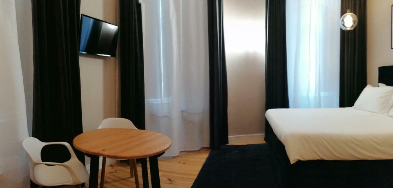 Temple Suites Guesthouse Portimao Bagian luar foto